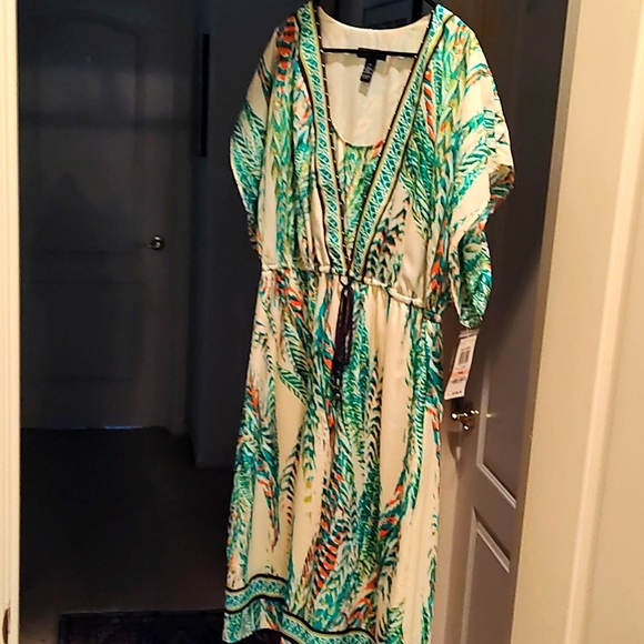 BRAND NEW MACYS INC INDIAN SUMMER DRESS - Picture 1 of 4